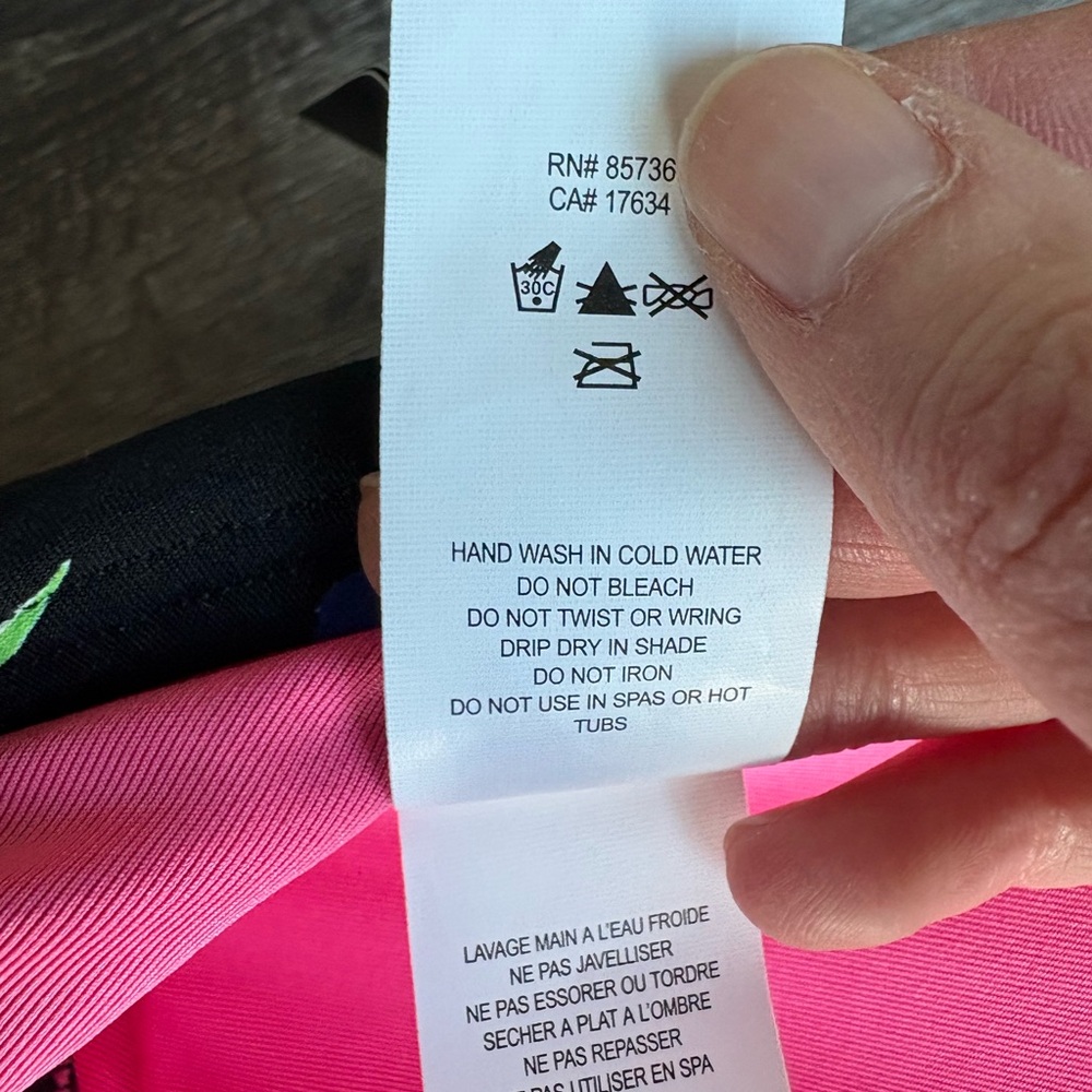 NWT Kate Spade โ ๏ธ Fruit One Piece Swimsuit ๐ - Picture 9 of 10